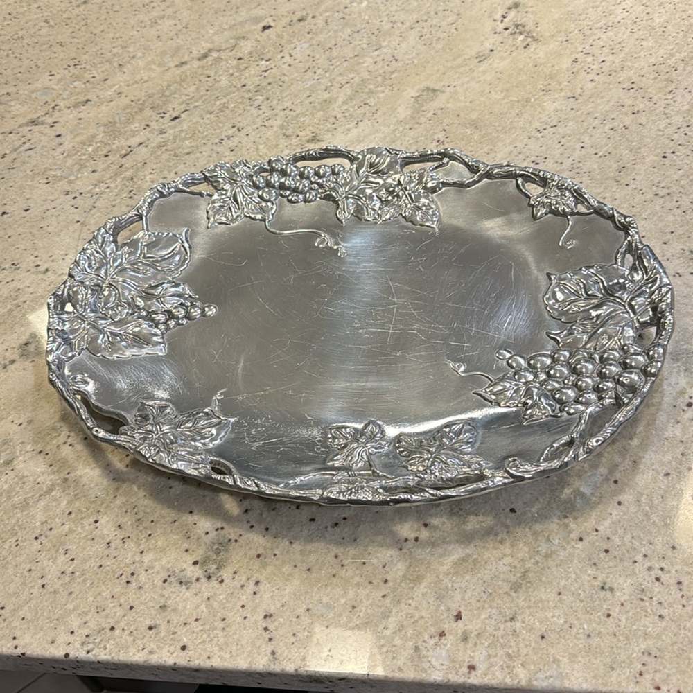 Arthur Court grape oval tray
